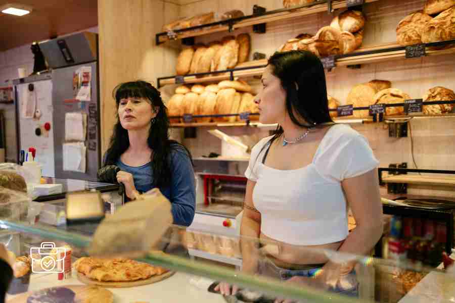 Se busca auxiliares de limpieza para panadería
